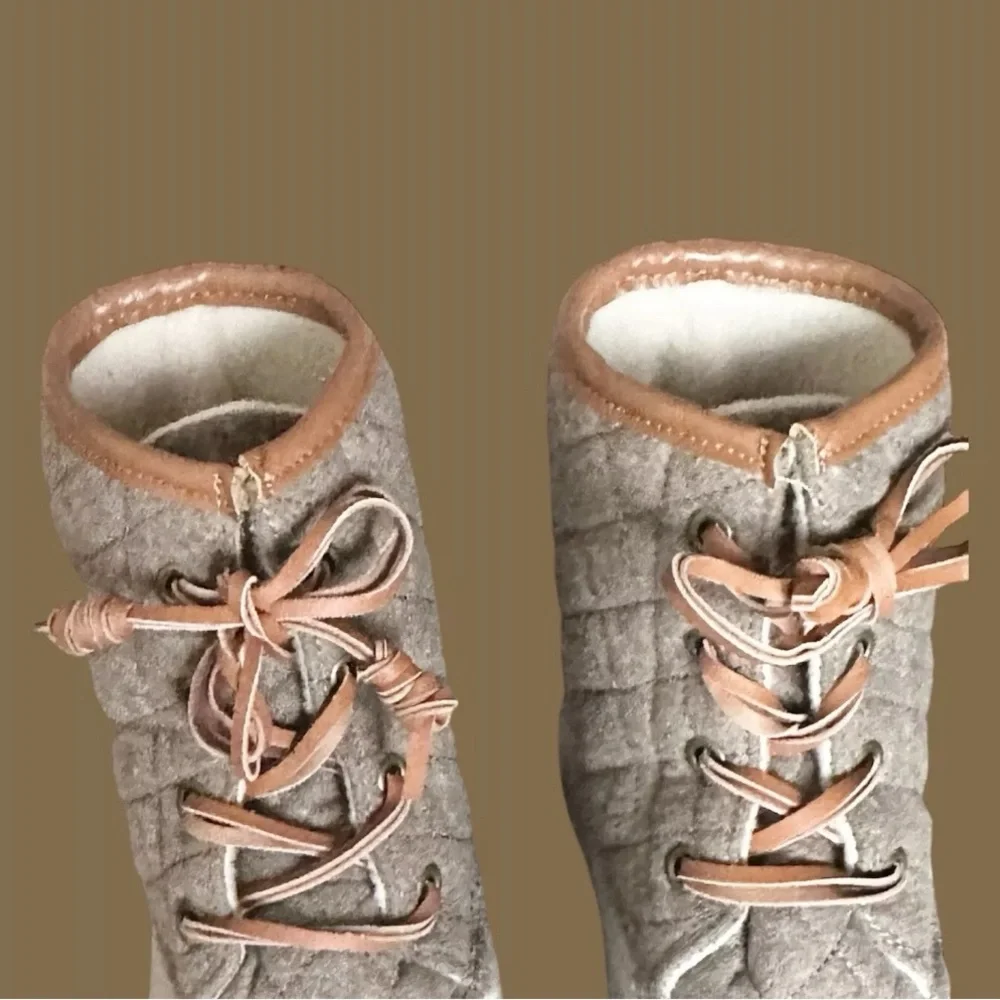 Duck Boots Seven 7 Quilted Goose Wool Duck Boots Beige Women’s 9